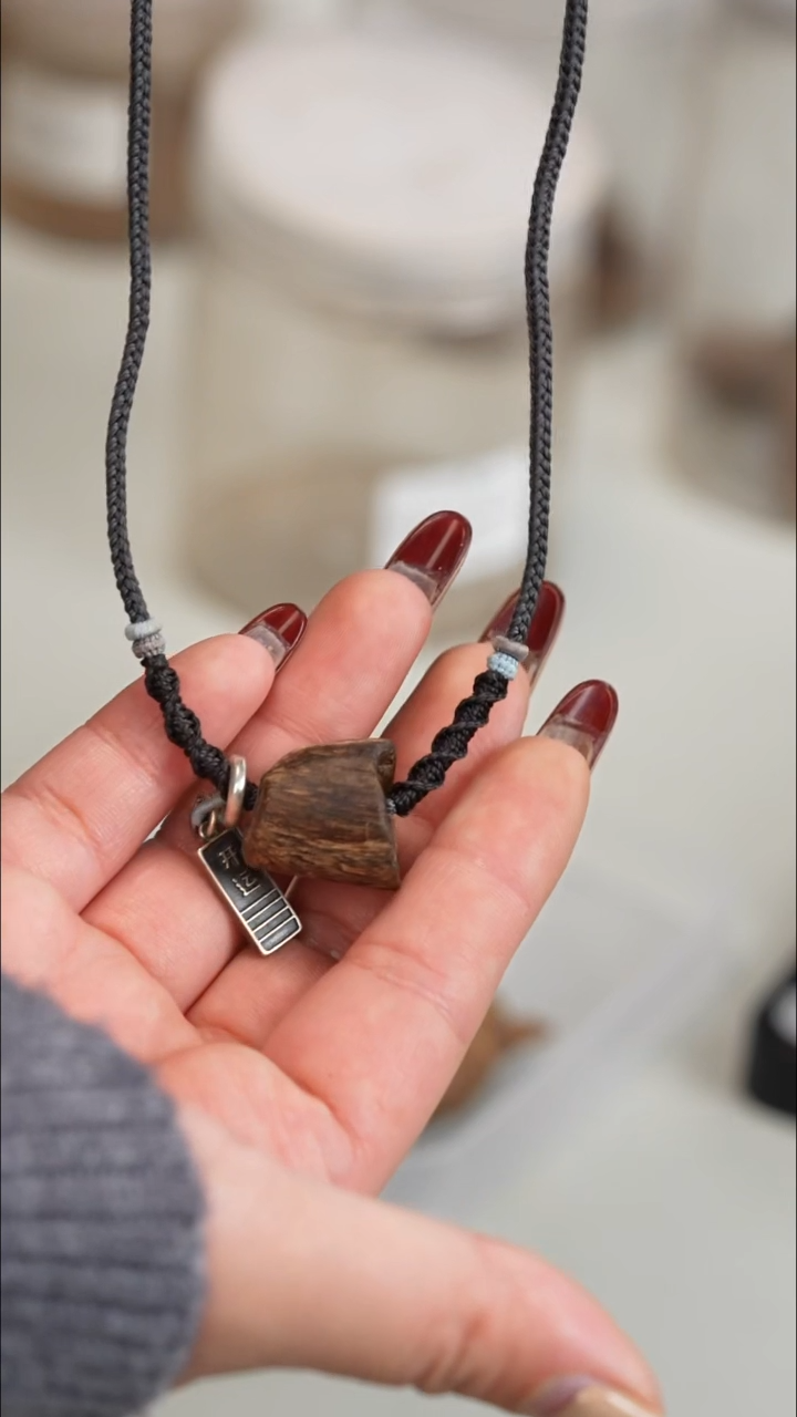 沉香沉香碎屑菲律宾莱特沉水料