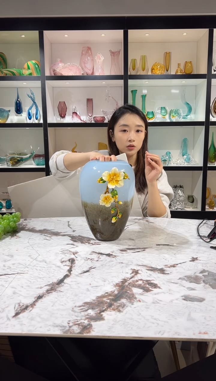 拼色珐琅花瓶摆件