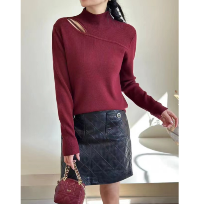 倪妍裳【25209】法式露锁骨小心机针织衫