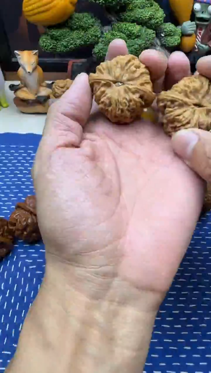 把件文玩核桃全品南疆