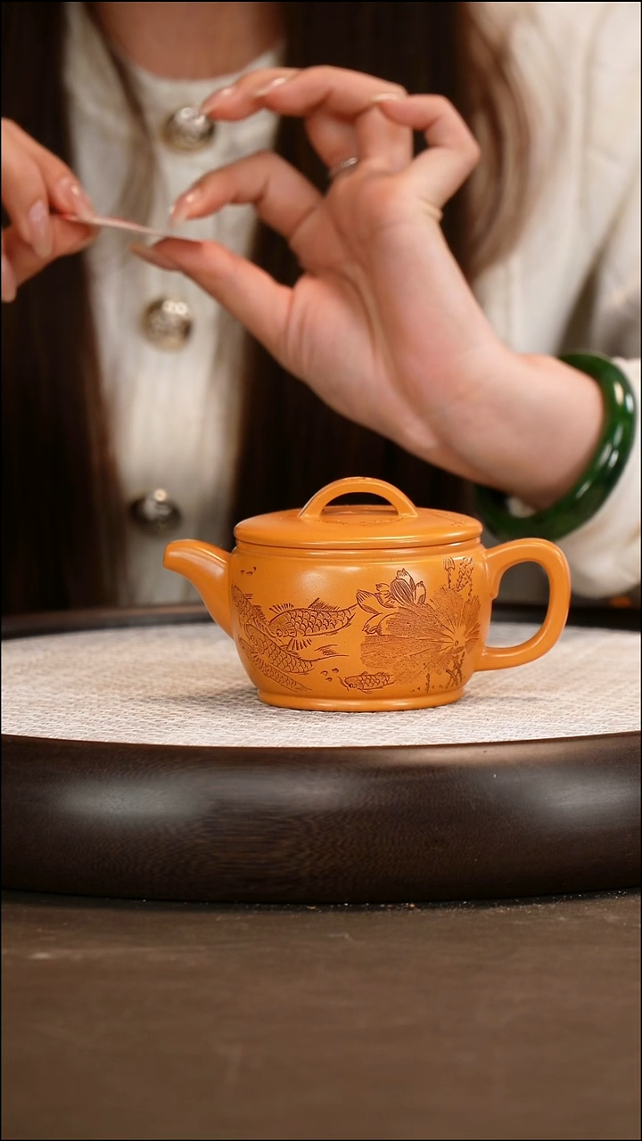 茶壶紫砂【张杏娟】琥珀金砂 汉瓦 220cc