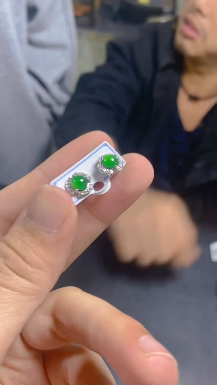 【闪购商品】翡翠耳饰未镶嵌0396971954/多样性发一