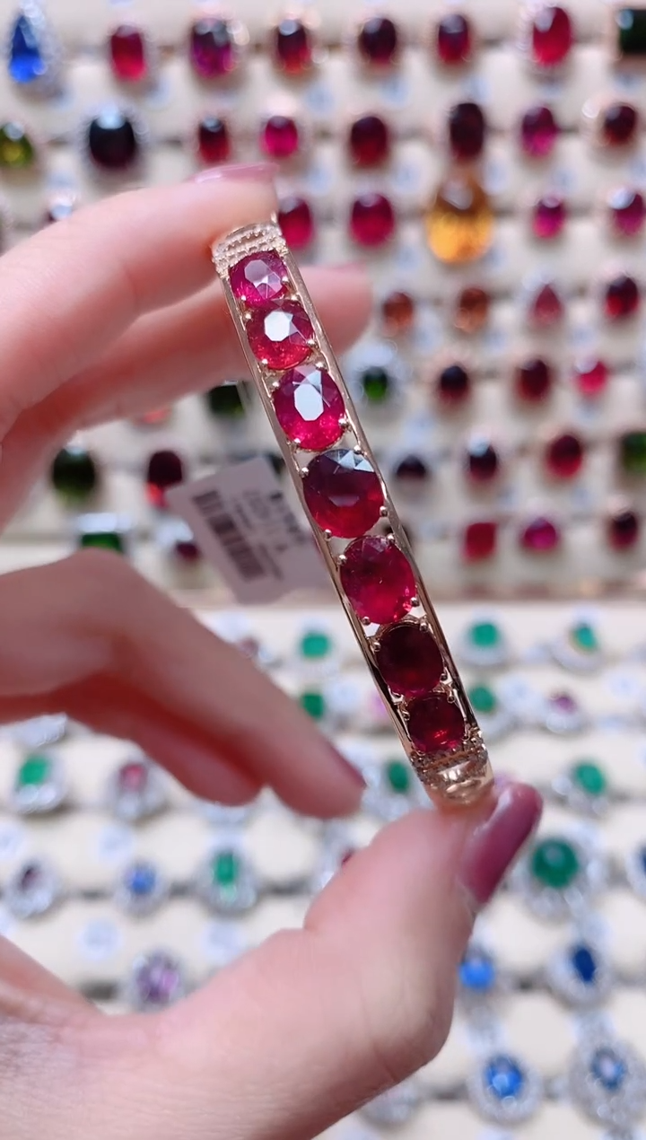 【闪购商品】碧玺18K金手镯18K金镶嵌1