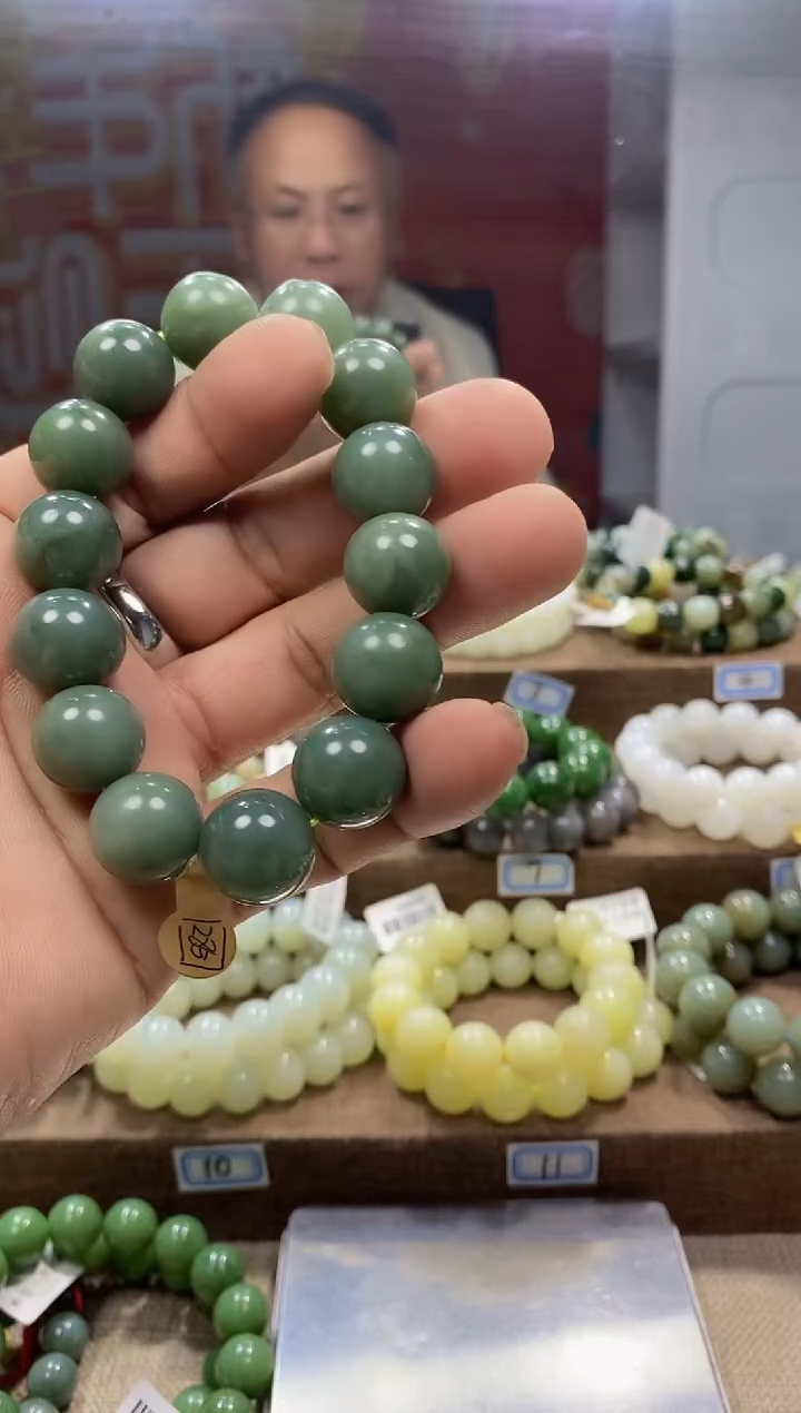 【闪购商品】和田玉手链未镶嵌，