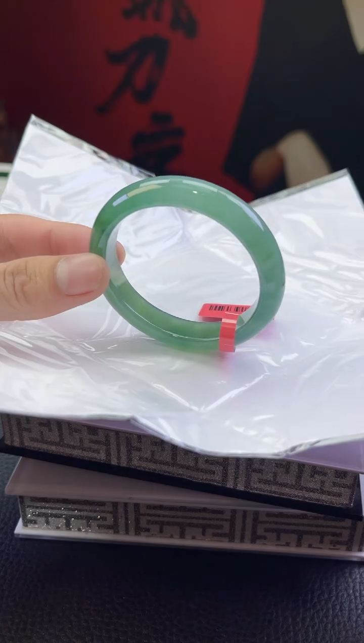 【闪购商品】翡翠手镯（贵妃镯）未镶嵌5翡翠手镯