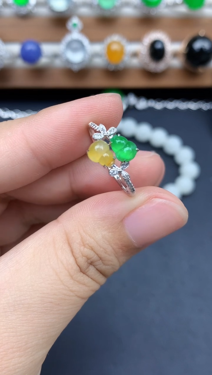 18K金镶嵌戒指翡翠410-中国好珍宝