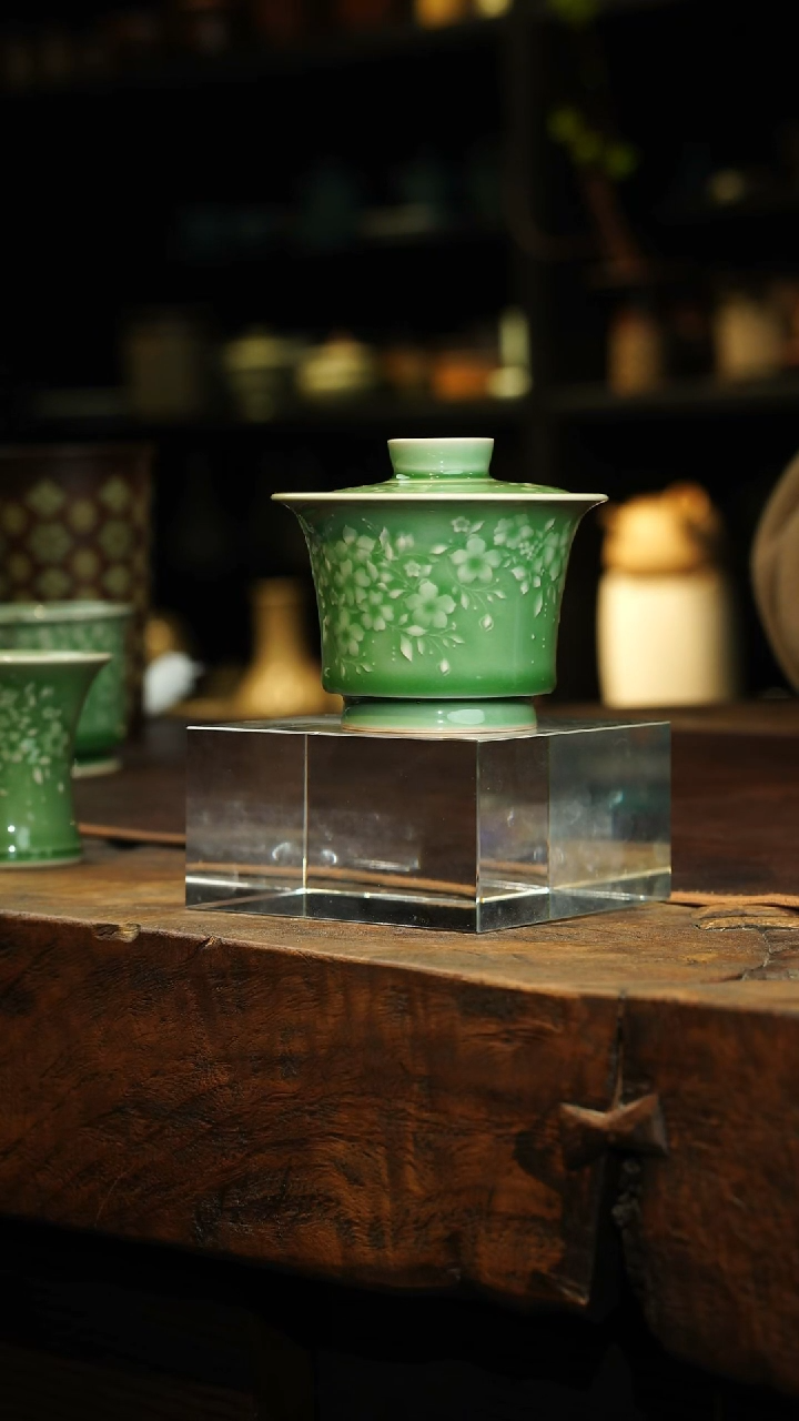 【闪购商品】瓷片李斌 梅子青繁花 盖碗