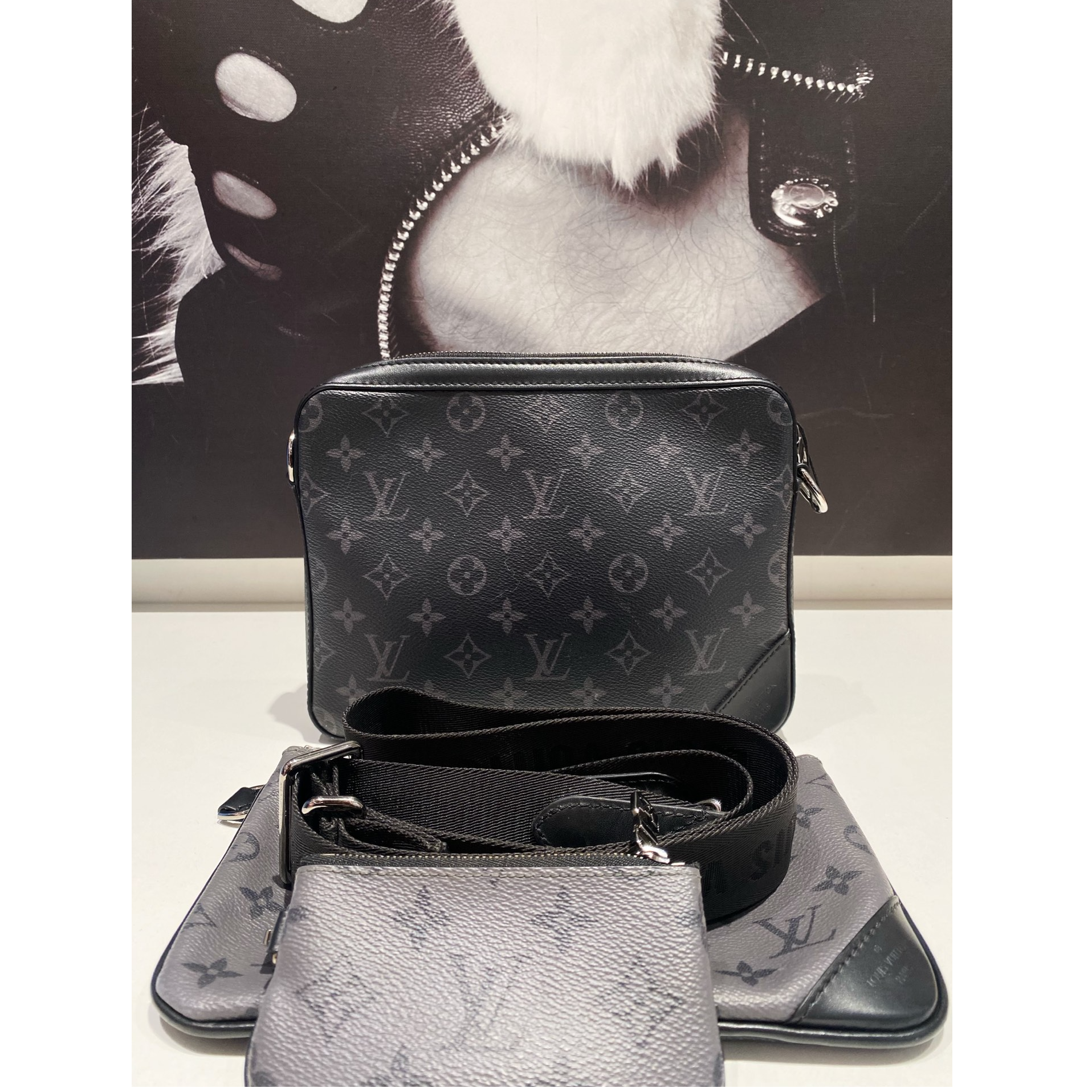 99新 LouisVuitton/路易威登 黑武士三合一 8141