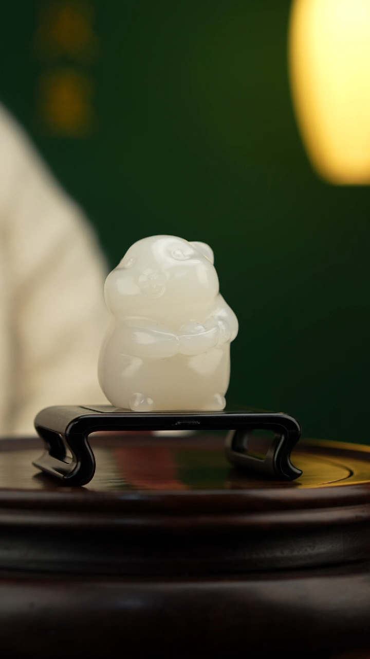 玉【鼠来宝】天然玉石摆件