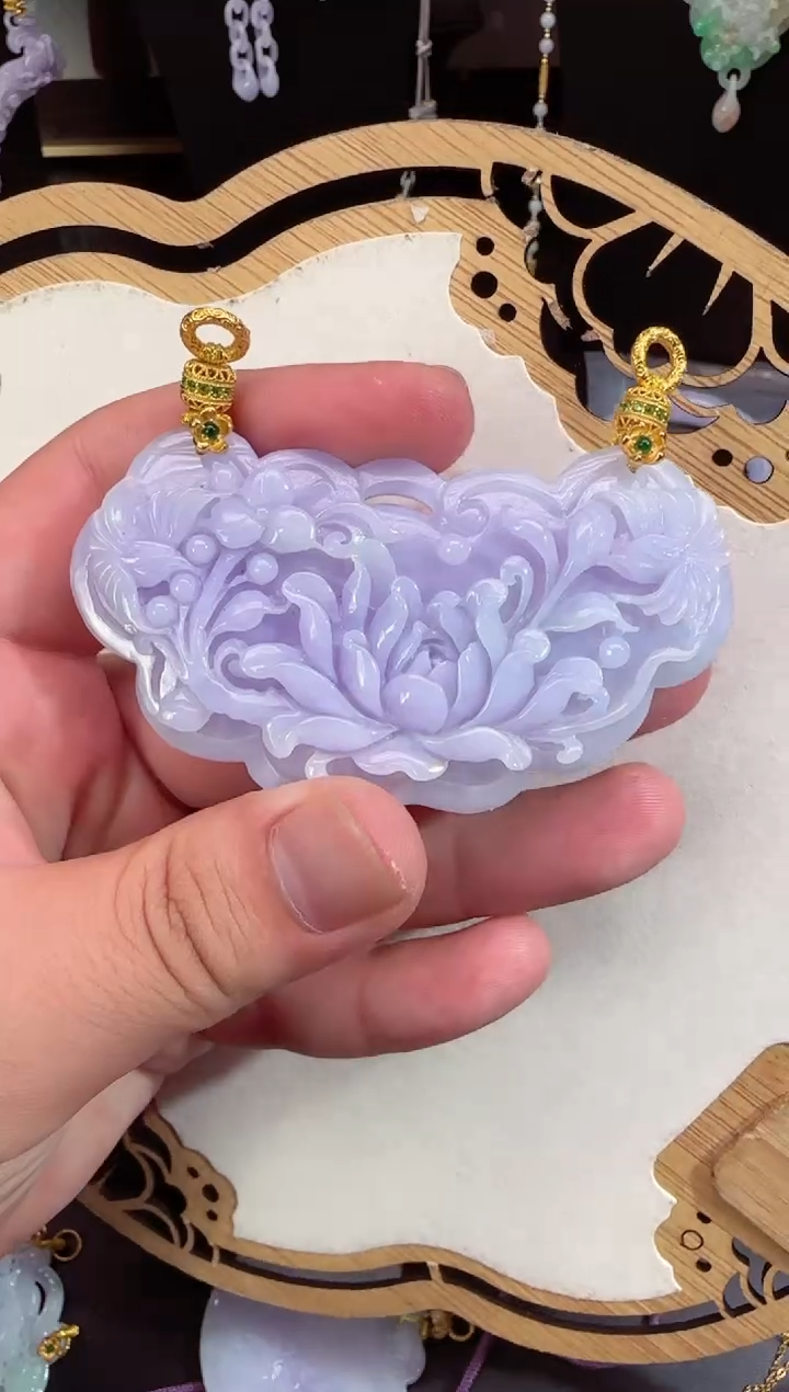 【闪购商品】翡翠颈饰未镶嵌拍照