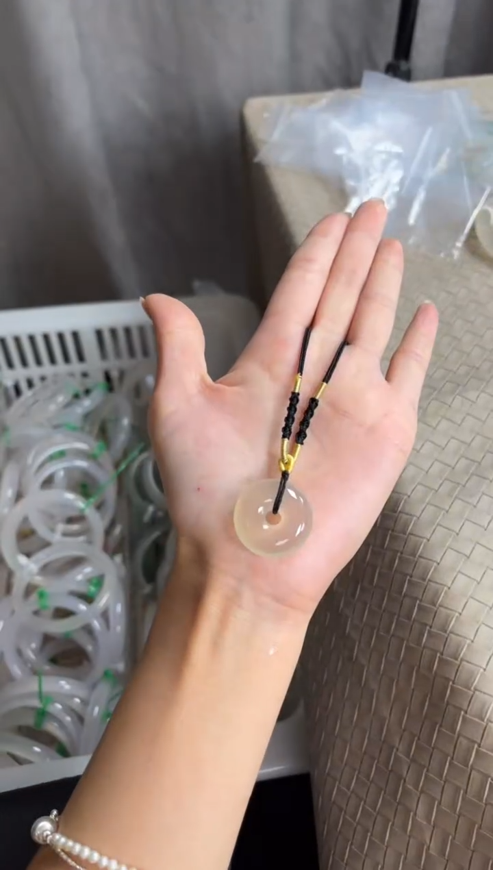 手镯玛瑙/玉髓未镶嵌平安扣多样性发货