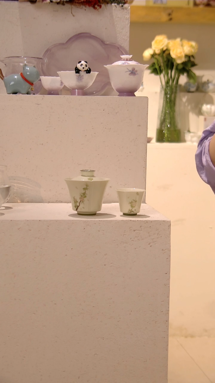 盖碗+茶杯 哈哈哈哈啊哈哈