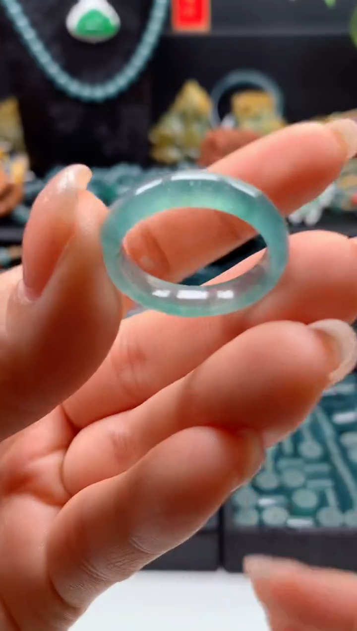 【闪购商品】翡翠颈饰未镶嵌1051975035