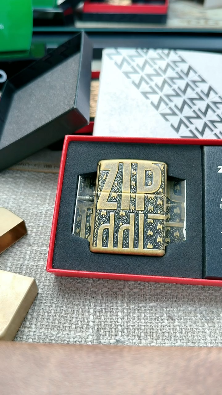 Zippo官方正品 29561-000042-C01