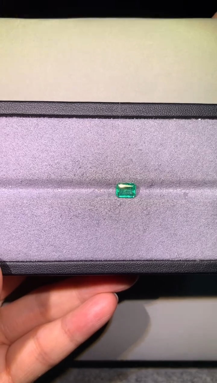 【闪购商品】祖母绿裸石未镶嵌1.14ct吉尔德INTEN无油A249