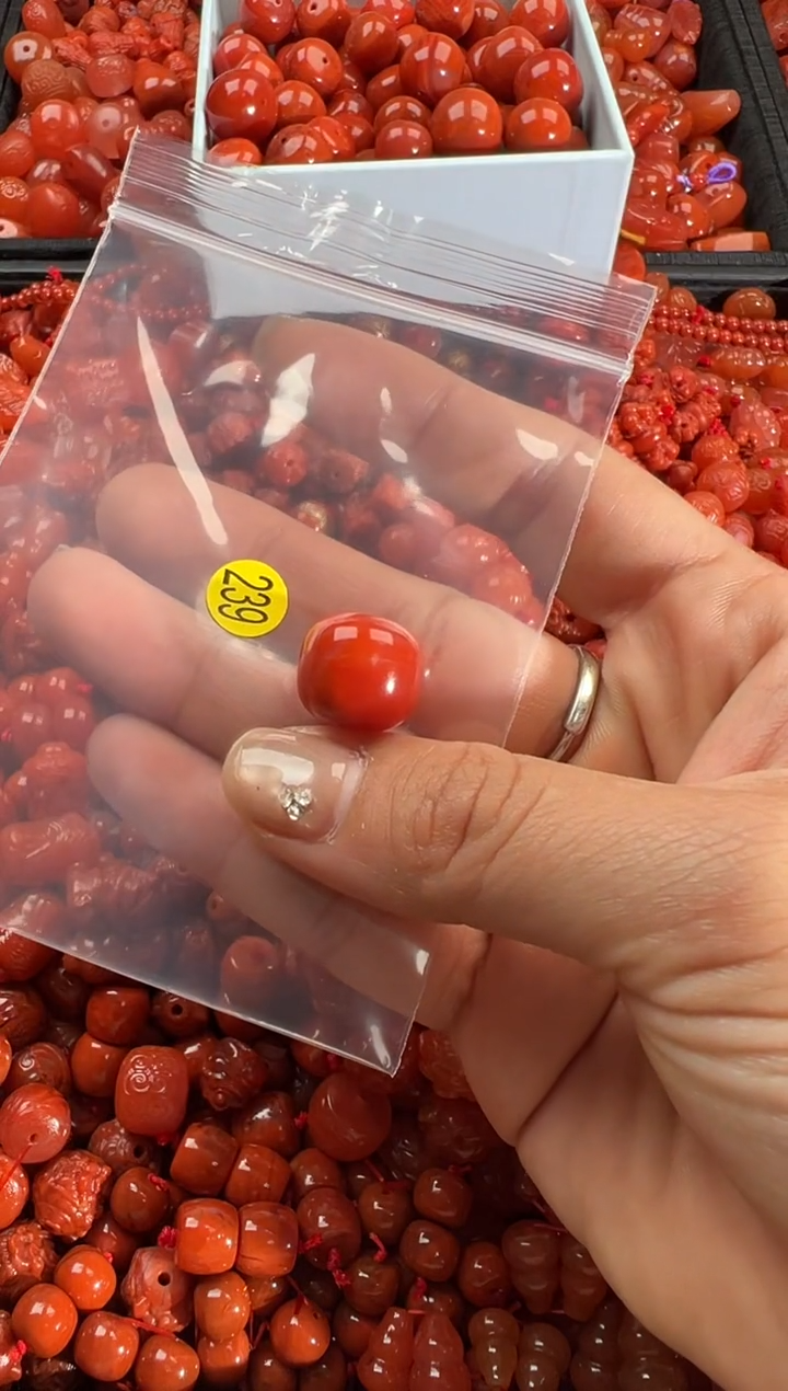 【闪购商品】南红玛瑙颈饰未镶嵌4