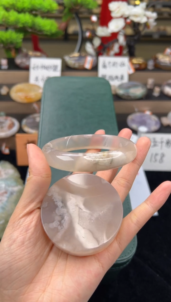 【闪购商品】石英质玉手镯未镶嵌60圈口（赠送镯心）13314