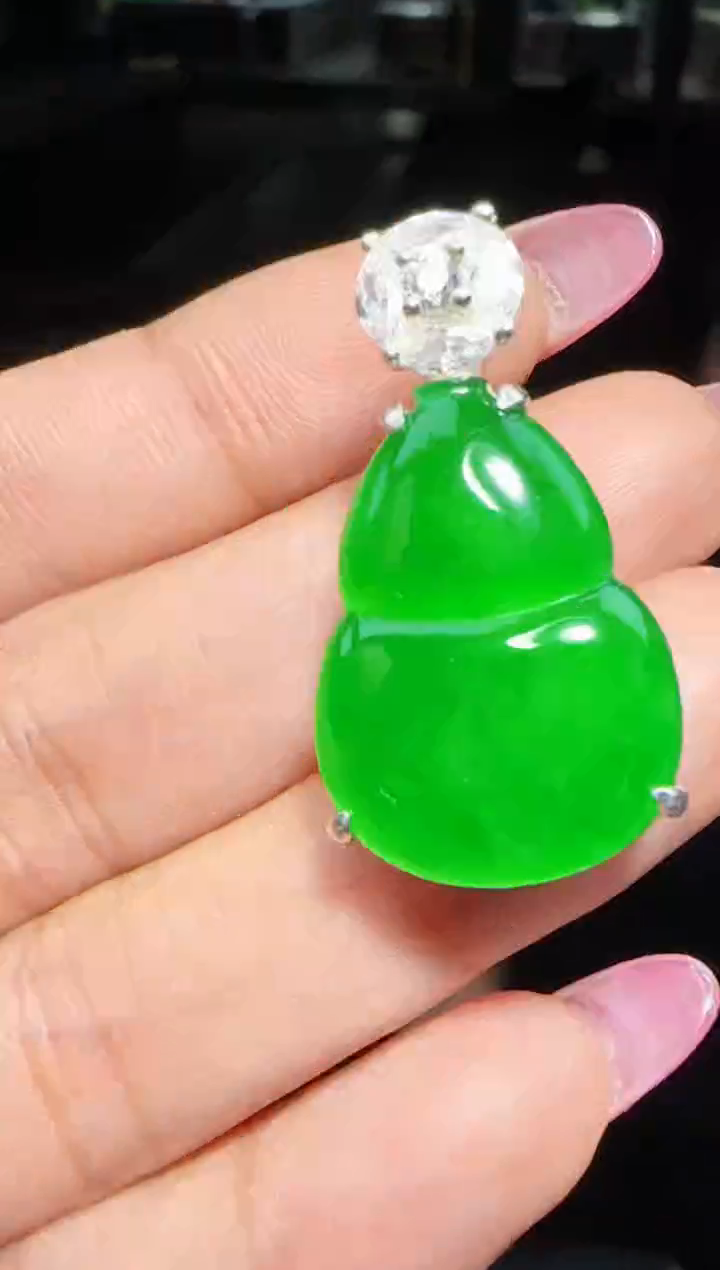 定制翡翠未镶嵌翡翠吊坠156
