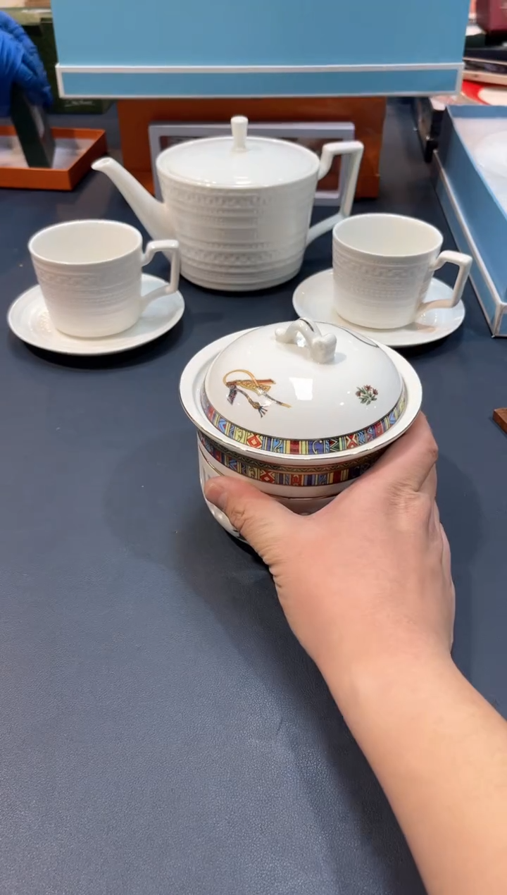 【闪购商品】碗HT121全场正品，京东包邮