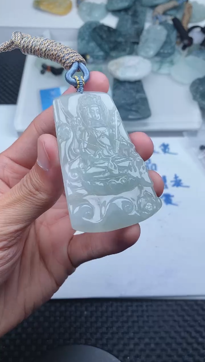 翡翠未镶嵌颈饰111111111111