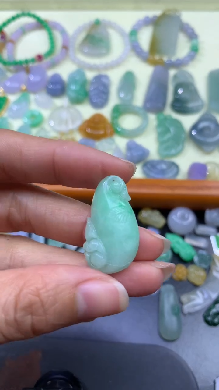 【闪购商品】定制翡翠未镶嵌翡翠