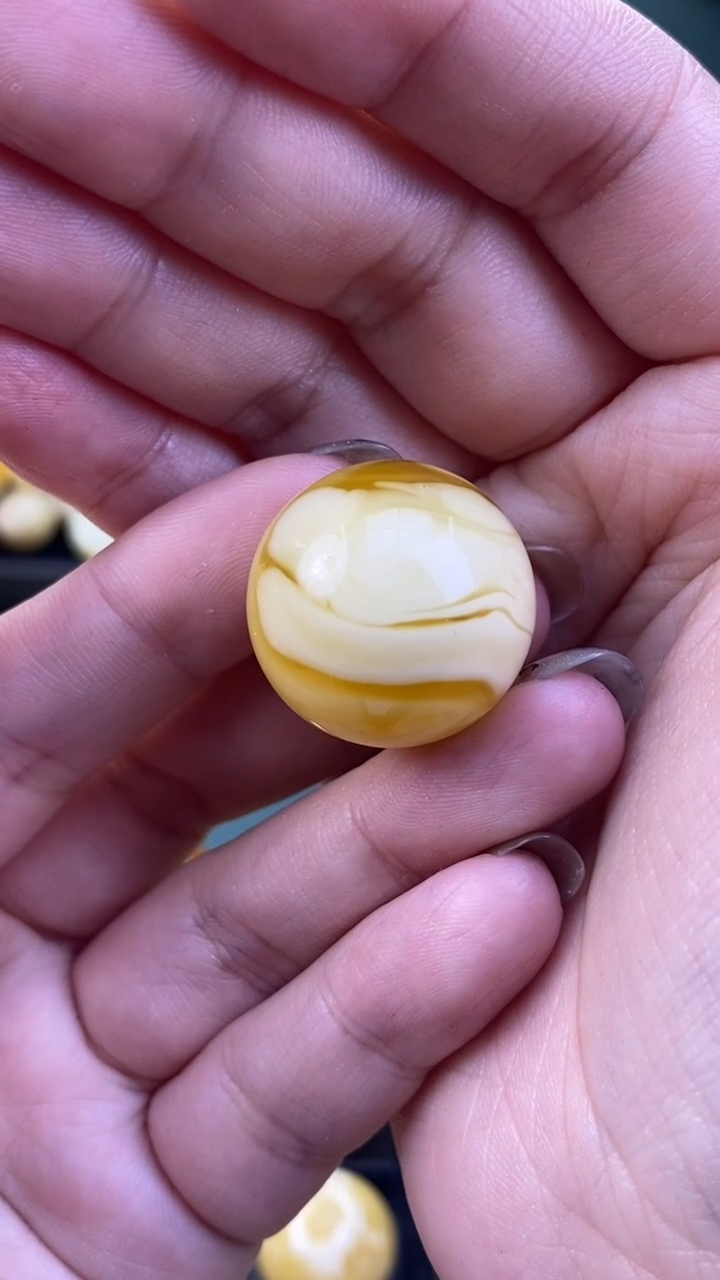 【闪购商品】琥珀裸石18K金镶嵌月.51