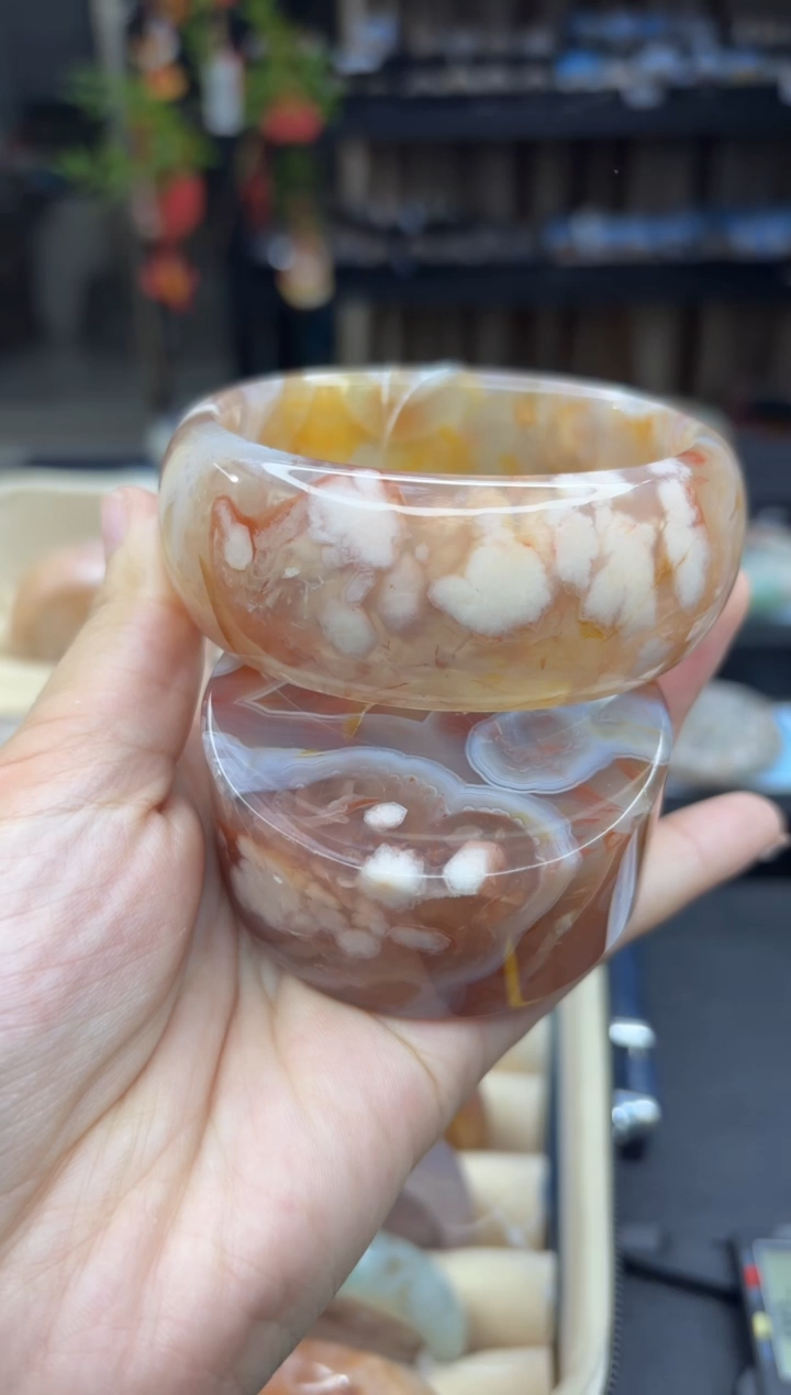 【闪购商品】石英质玉手镯未镶嵌806（62圈赠送镯心）