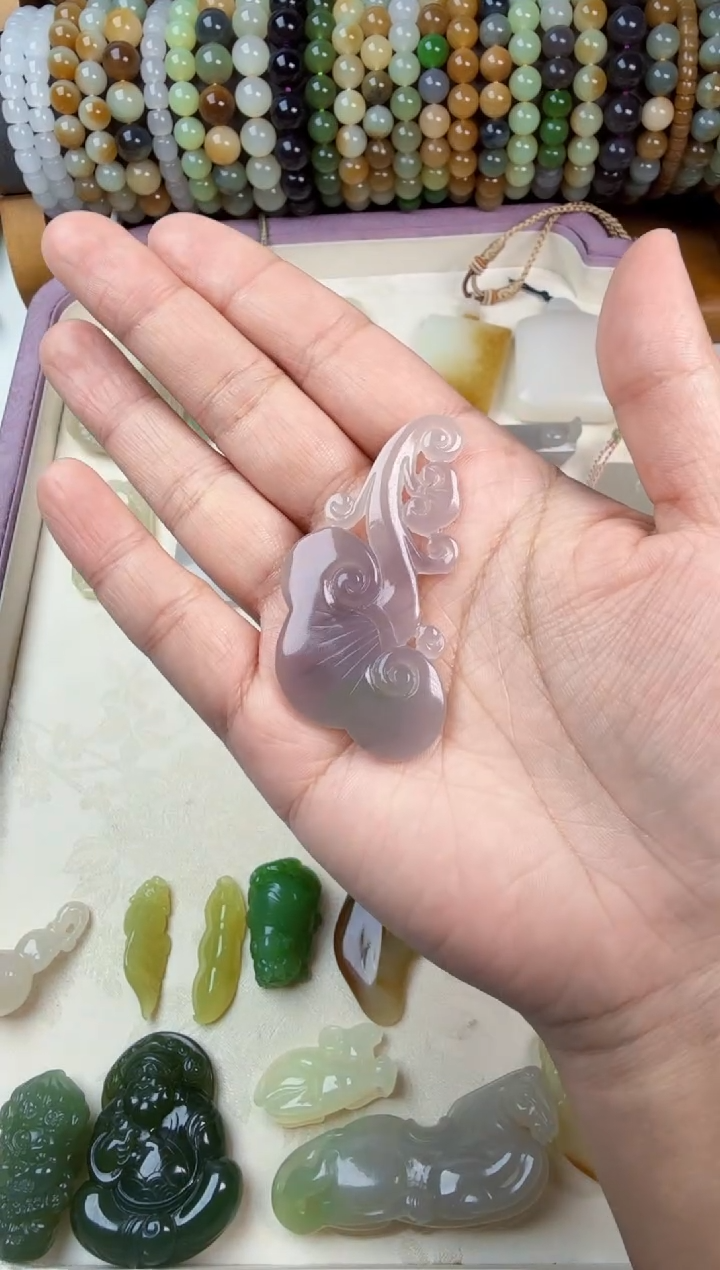 颈饰未镶嵌和田玉国****3如意吊坠