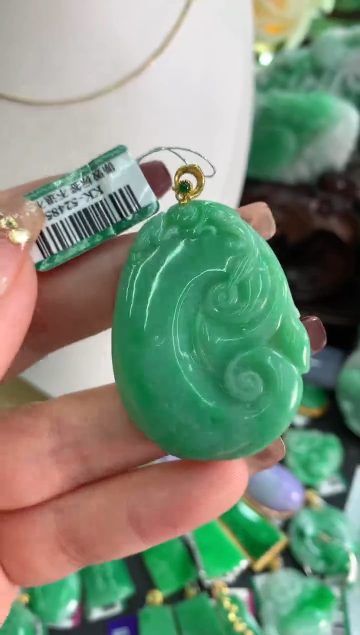 【闪购商品】翡翠吊坠(不含链)18K金镶嵌挂件