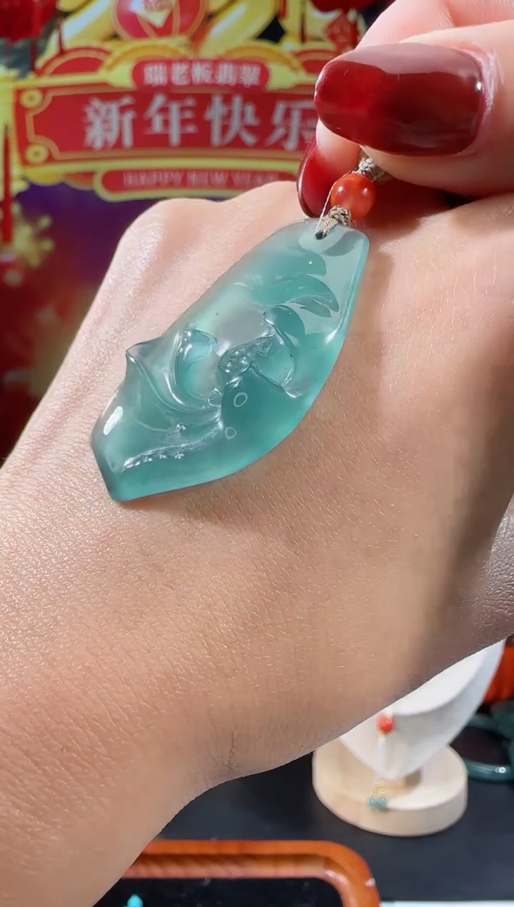 【闪购商品】翡翠吊坠(不含链)未镶嵌花牌