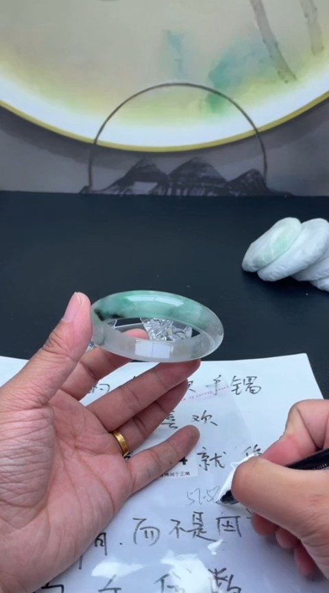 下单就是图片的手镯，放心冲！704