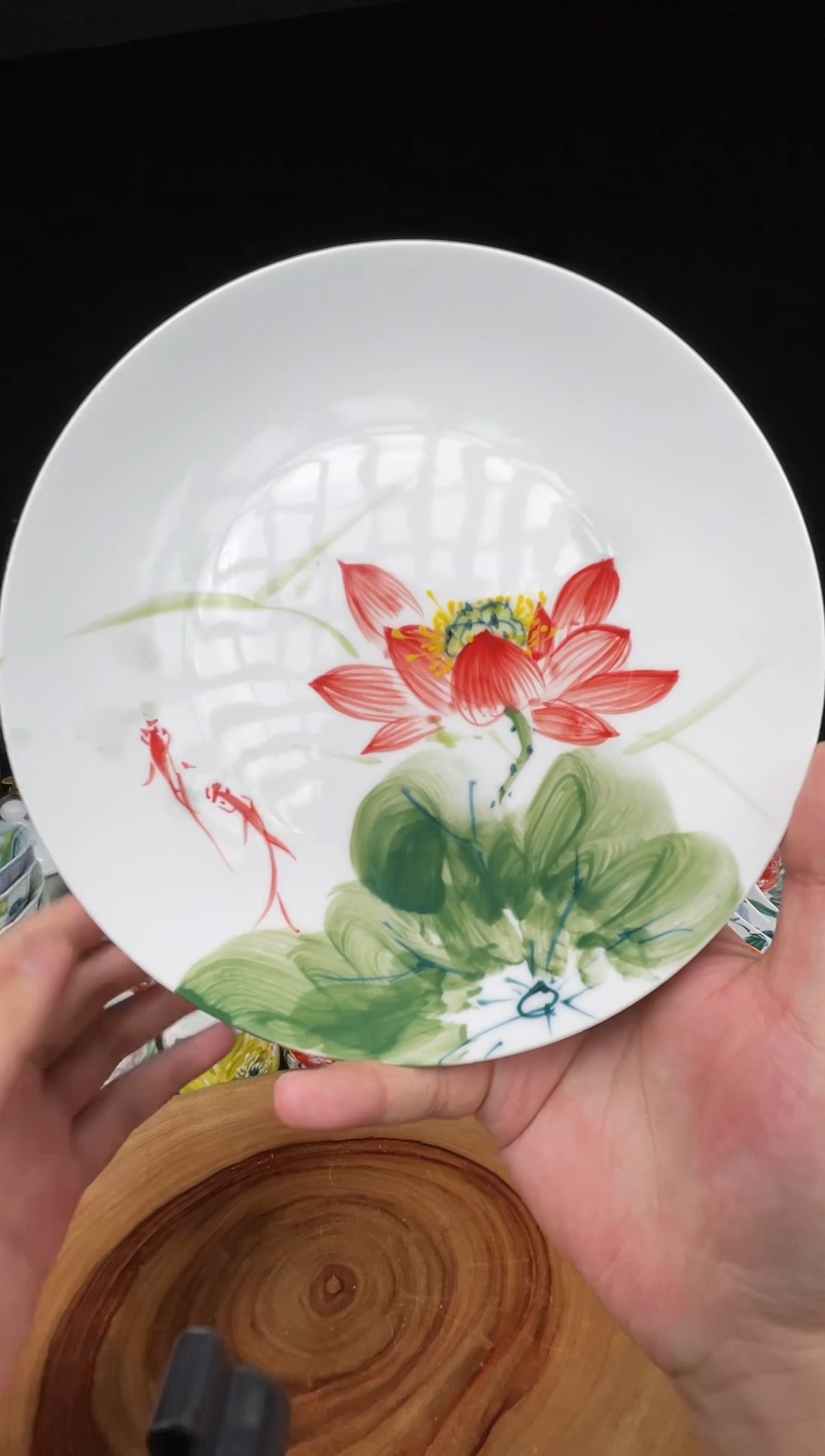 盘景德镇高温釉下彩8英寸月光盘荷花