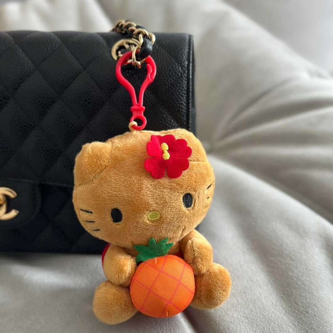 HelloKitty 夏威夷菠萝园限定 黑皮玩偶挂件钥匙扣