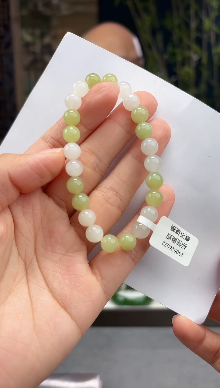 手串未镶嵌和田玉多宝卡8mm