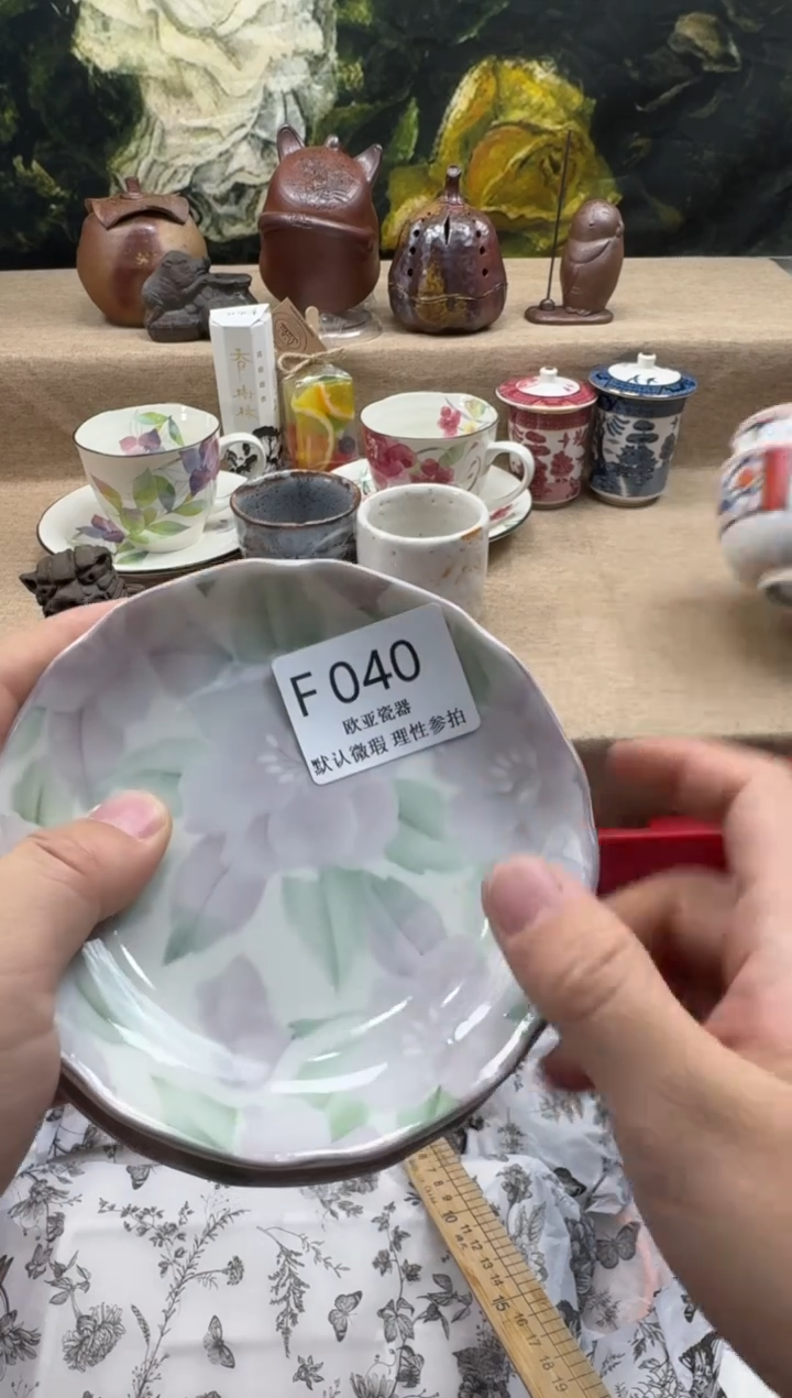 瓷片彩*儿瓷片    F040