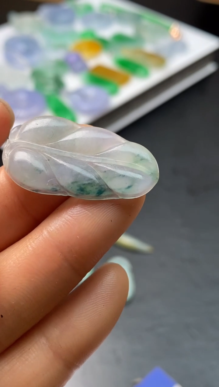 【闪购商品】定制翡翠未镶嵌翡翠毛货~