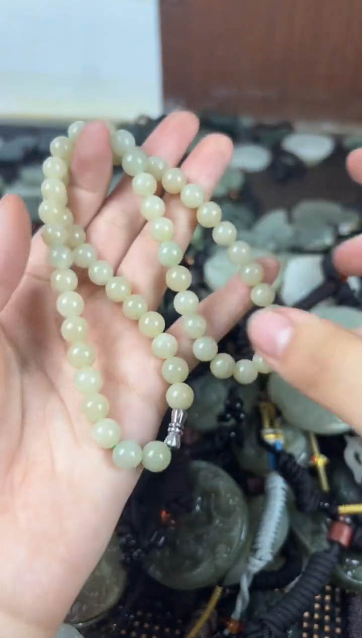 【闪购商品】和田玉颈饰未镶嵌1