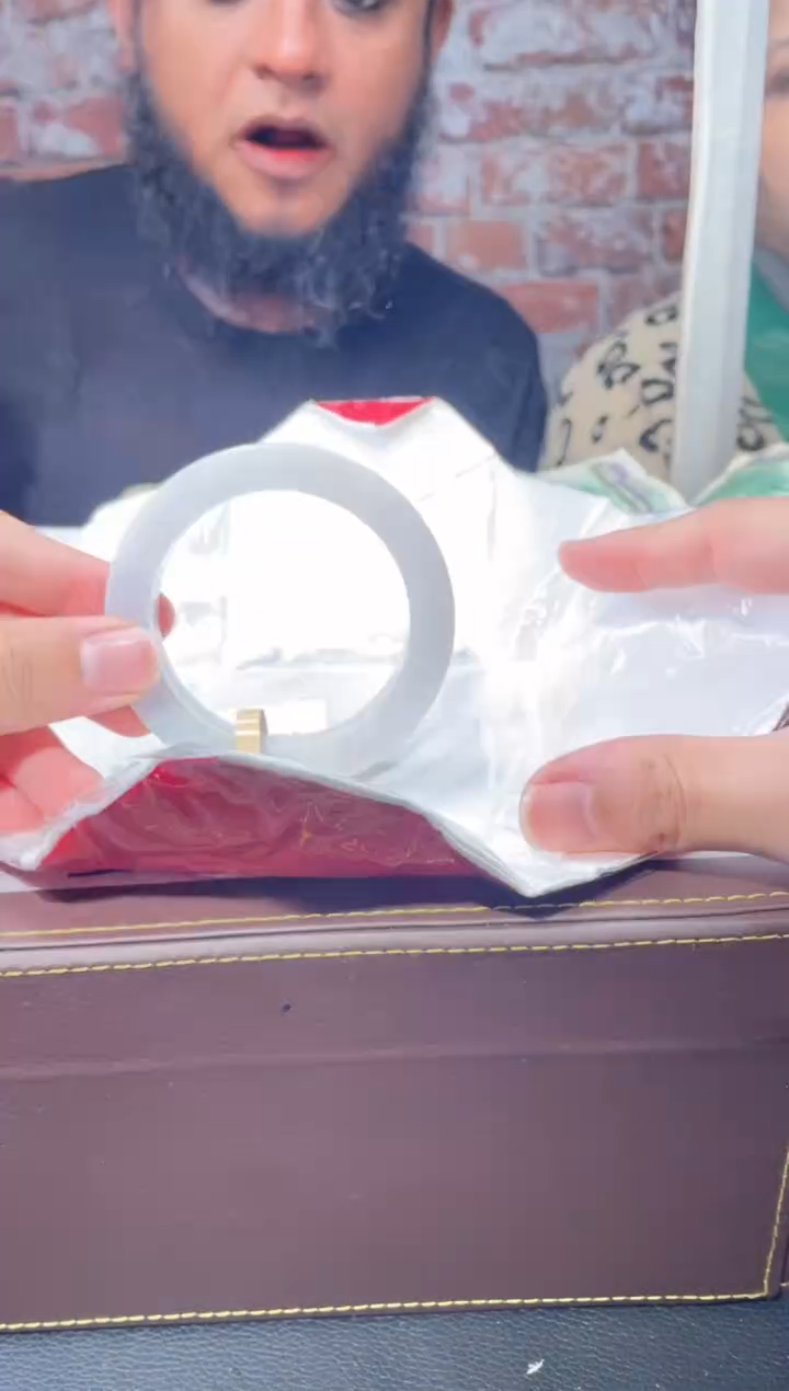 【闪购商品】定制翡翠手镯未镶嵌发一件/DDI00980