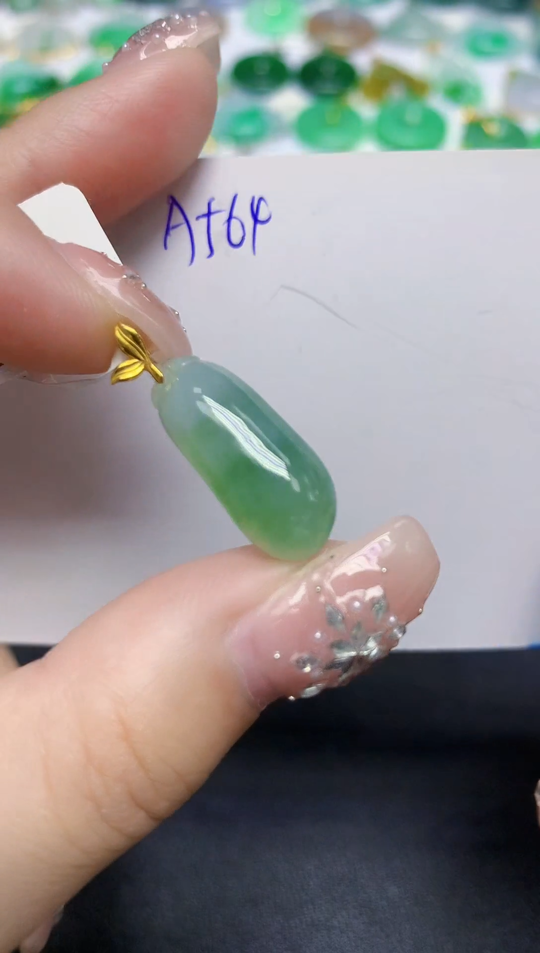 颈饰18K金镶嵌翡翠天然缅甸翡翠A货翡翠百元以上9元证书费自理