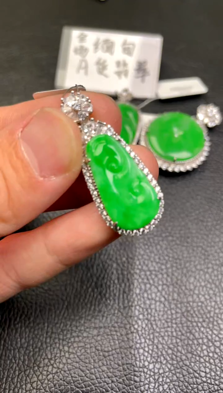 【闪购商品】翡翠吊坠(不含链)银S925镶嵌吊坠