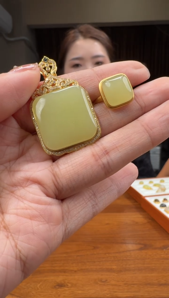 【闪购商品】和田玉26018K金镶嵌1.22冰冰