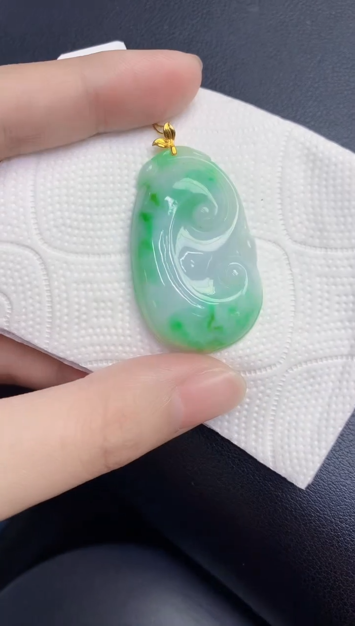 颈饰18K金镶嵌翡翠天然翡翠缅甸A货