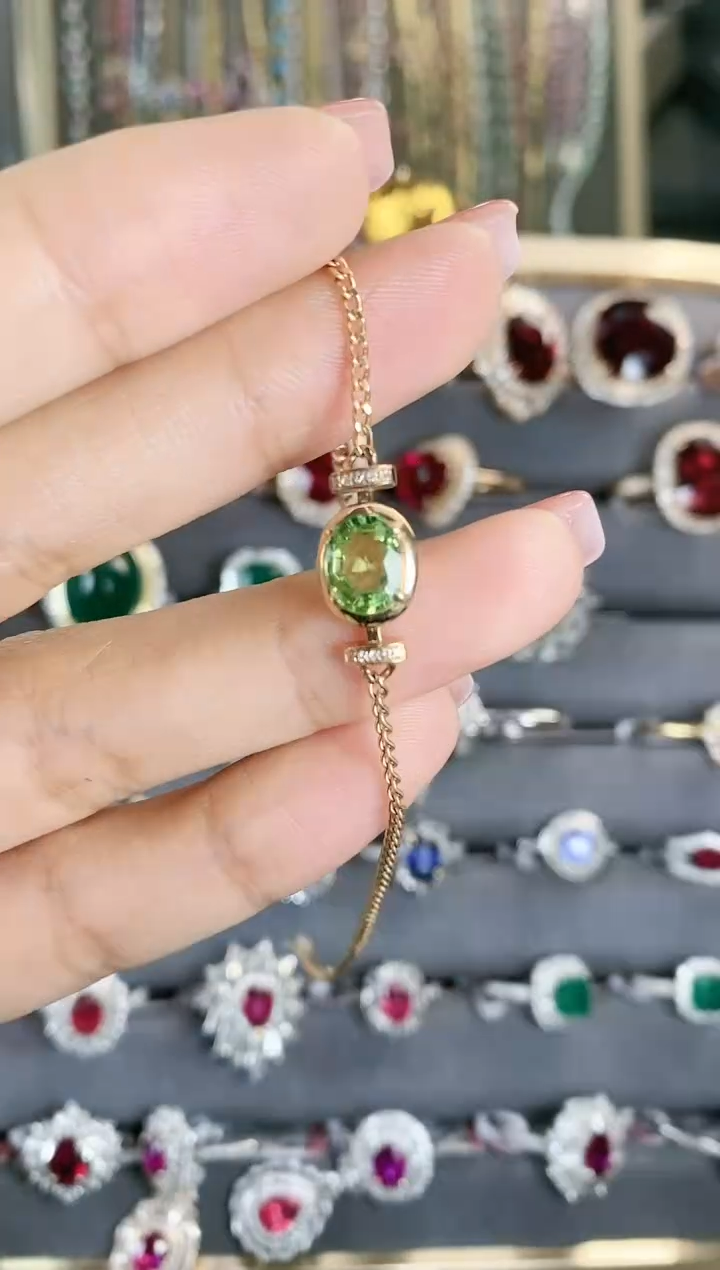 【闪购商品】碧玺手链18K金镶嵌.......