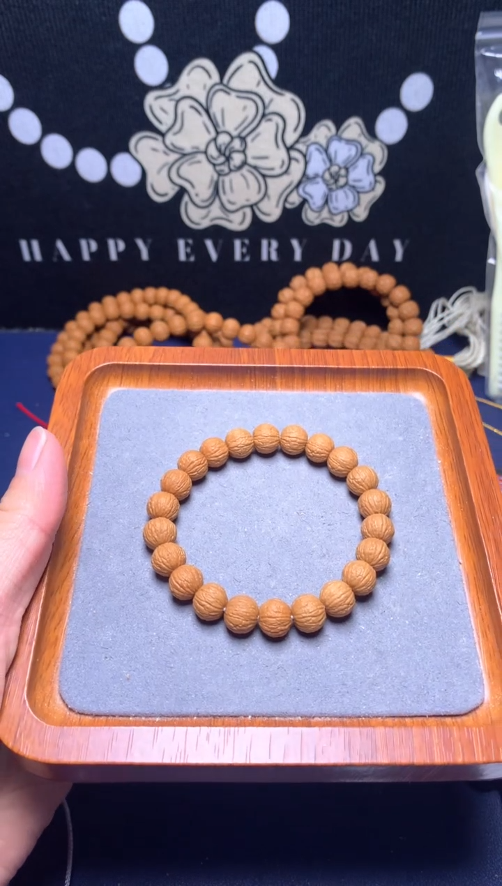 【闪购商品】猴头核桃手串10＋麒麟纹凤羽