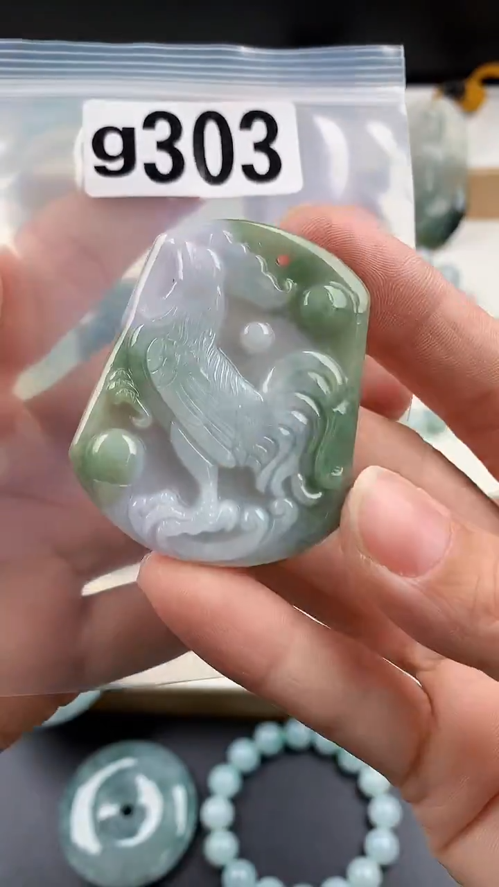 颈饰未镶嵌翡翠天然翡翠吊坠挂件