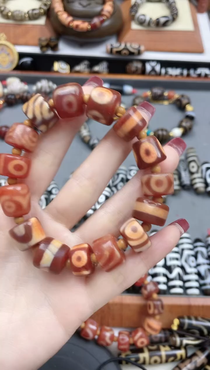 【闪购商品】玛瑙/玉髓珠珠未镶嵌金蟾红肉断珠手串-大尺寸