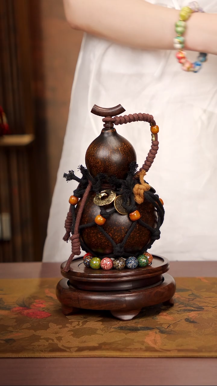 144易林大漆酒葫芦-----98