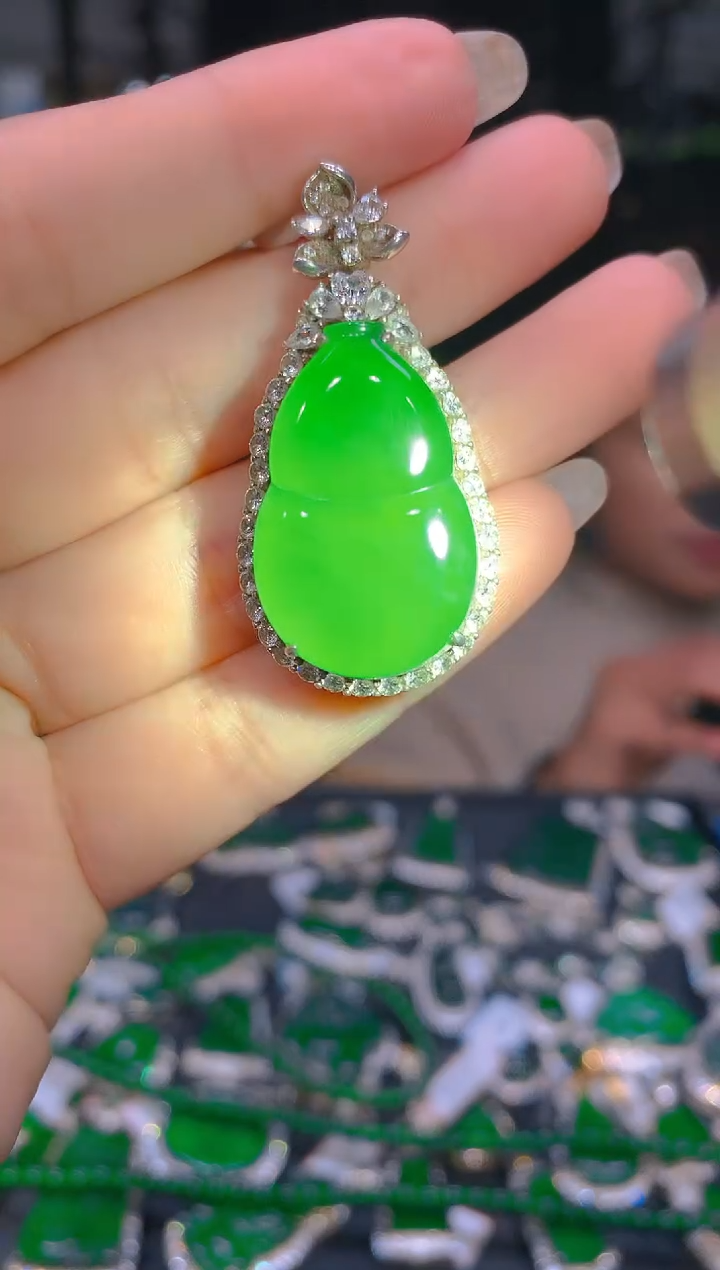 【闪购商品】定制翡翠未镶嵌52定制翡翠 多样性发货（发其一）