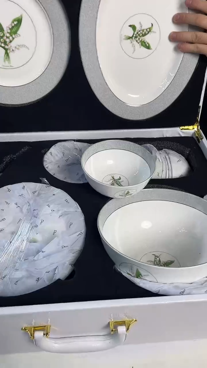 杯鸿辉家品牌瓷器，京东包邮！