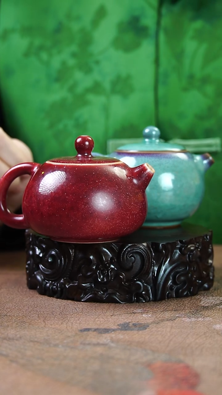 谷**茗纯手工钧瓷壶两把